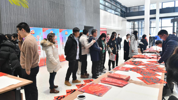 ��ζ��Ũ��ϲ�� ��īƮ��ů���ģ��������Ժ�ٰ�ӭ�´������� ����ҡ��鷨�˶�