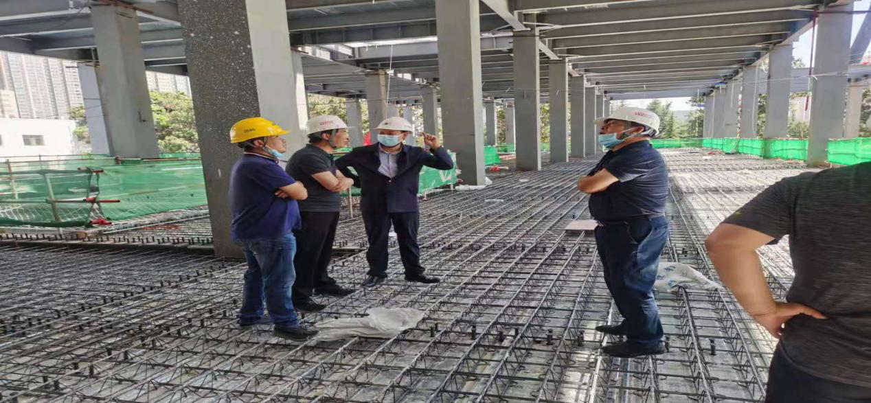 ���������˾���뿪չ�ڼ���Ŀ�ۺϴ���