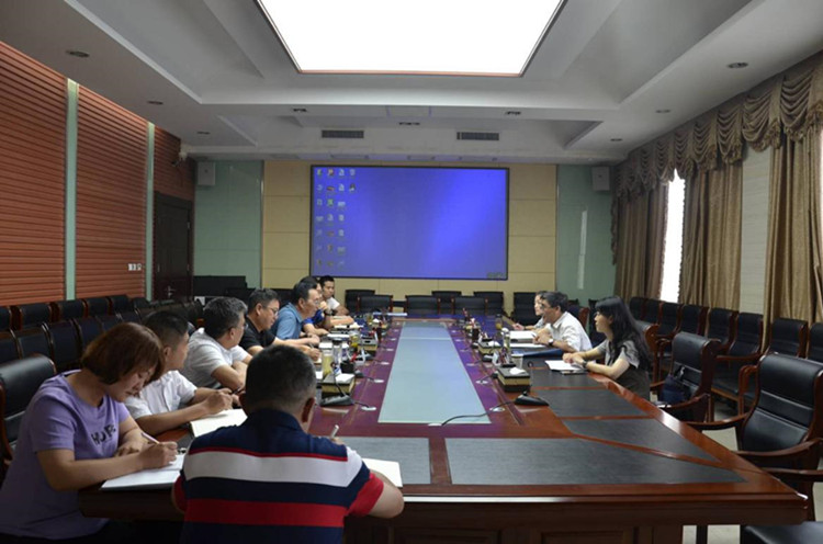 ������һ�и���ľ����Ժ����ָ������